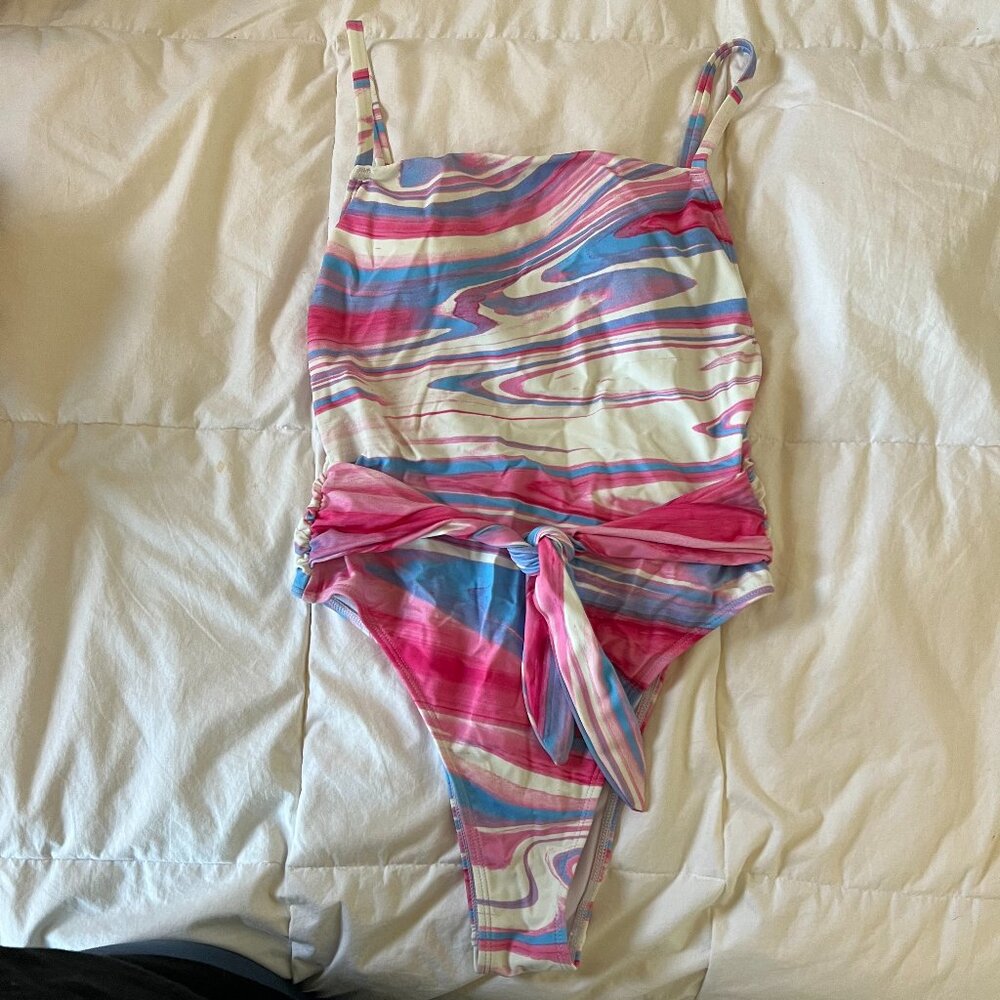 CUTE HIGH LEG LOW BACK ONCE PIECE BATHING SUIT